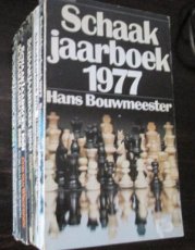 Bouwmeester, H en Van Wijgerden, C. Schaakjaarboek 1977, 78,80,81,82,83,84