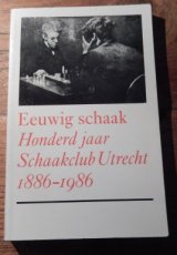 31706 Kieboom, B. Eeuwig schaak honderd jaar Schaakclub Utrecht 1886-1986